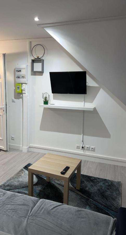 Appartement Moderne Refait A Neuf Proximite Centre Ville Et Plage Coudekerque-Branche Eksteriør billede